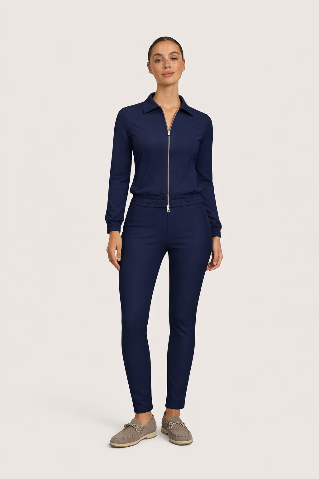 NAVY AYRA SUIT